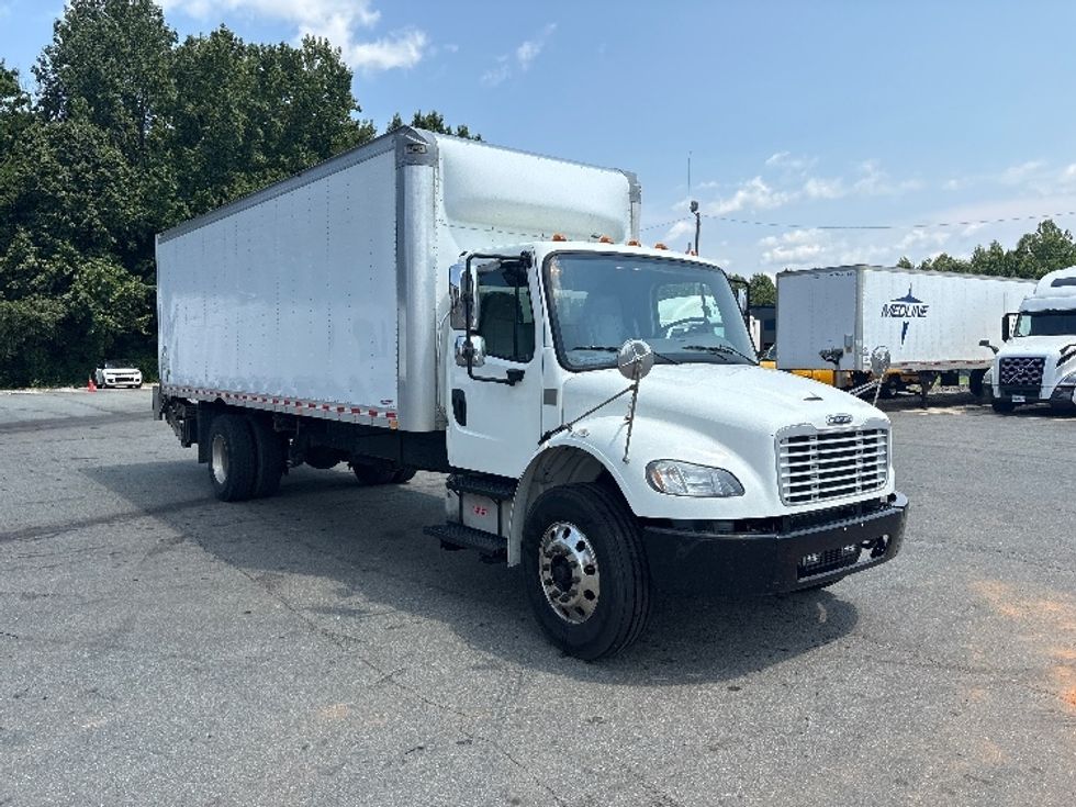 Medium Duty Box Truck-Light and Medium Duty Trucks-Freightliner-2020-M2-Greensboro-NC-277,386\n\t\tmiles-$ 29,000 - Image 1