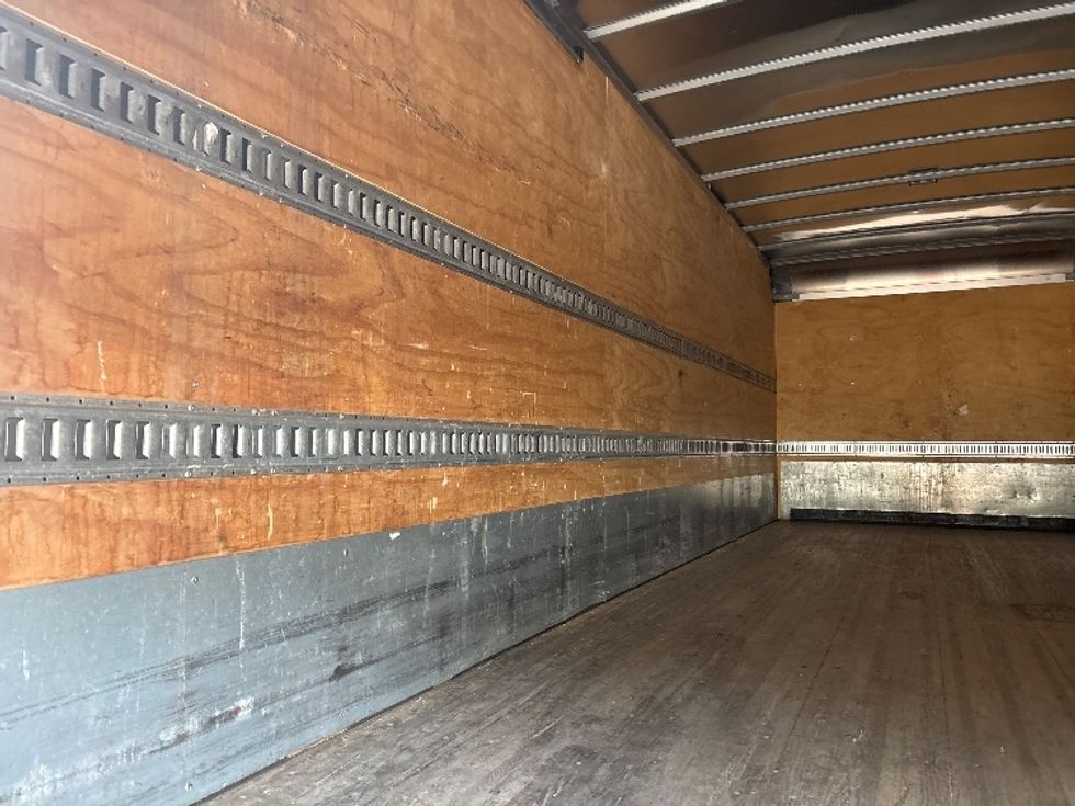 Medium Duty Box Truck-Light and Medium Duty Trucks-Freightliner-2020-M2-Greensboro-NC-277,386\n\t\tmiles-$ 29,000 - Image 11