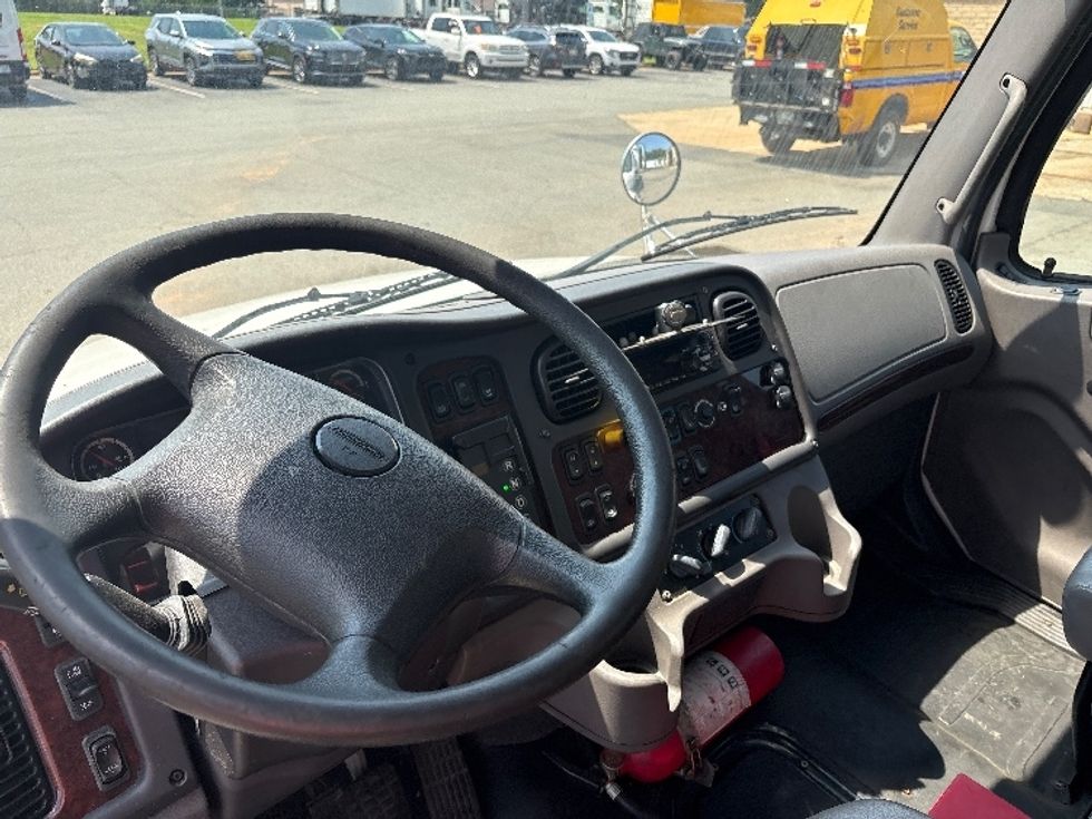 Medium Duty Box Truck-Light and Medium Duty Trucks-Freightliner-2020-M2-Greensboro-NC-277,386\n\t\tmiles-$ 29,000 - Image 17