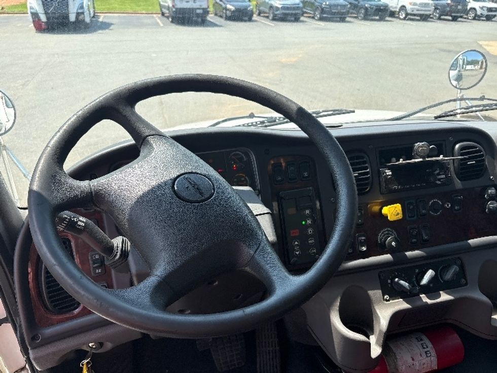 Medium Duty Box Truck-Light and Medium Duty Trucks-Freightliner-2020-M2-Greensboro-NC-277,386\n\t\tmiles-$ 29,000 - Image 18