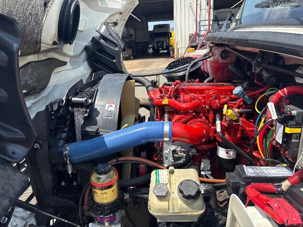 Medium Duty Box Truck-Light and Medium Duty Trucks-Freightliner-2020-M2-Greensboro-NC-277,386\n\t\tmiles-$ 29,000 - Image 24