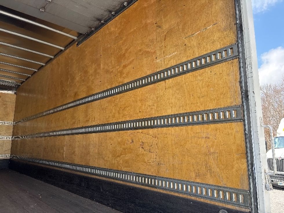 Medium Duty Box Truck-Light and Medium Duty Trucks-Freightliner-2020-M2-Greer-SC-207,950\n\t\tmiles-$ 44,000 - Image 12