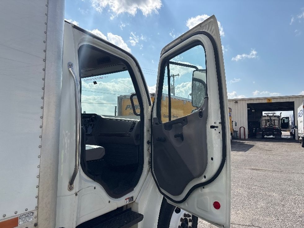 Medium Duty Box Truck-Light and Medium Duty Trucks-Freightliner-2020-M2-Greer-SC-207,950\n\t\tmiles-$ 44,000 - Image 20