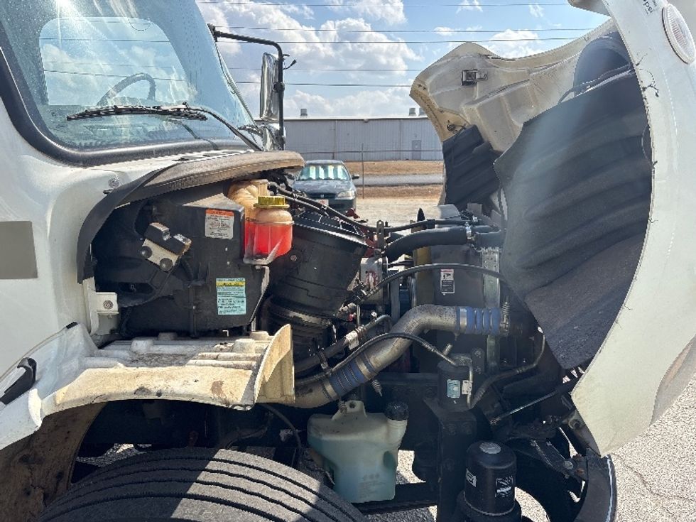 Medium Duty Box Truck-Light and Medium Duty Trucks-Freightliner-2020-M2-Greer-SC-207,950\n\t\tmiles-$ 44,000 - Image 22