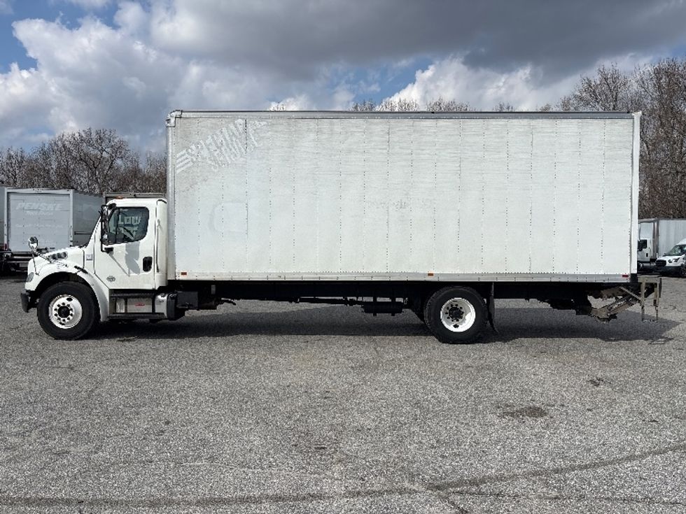 Medium Duty Box Truck-Light and Medium Duty Trucks-Freightliner-2020-M2-Greer-SC-207,950\n\t\tmiles-$ 44,000 - Image 4