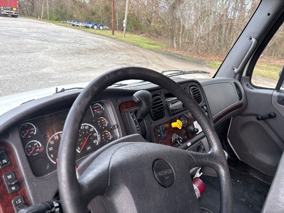 Medium Duty Box Truck-Light and Medium Duty Trucks-Freightliner-2020-M2-Greer-SC-212,778\n\t\tmiles-$ 44,500 - Image 17