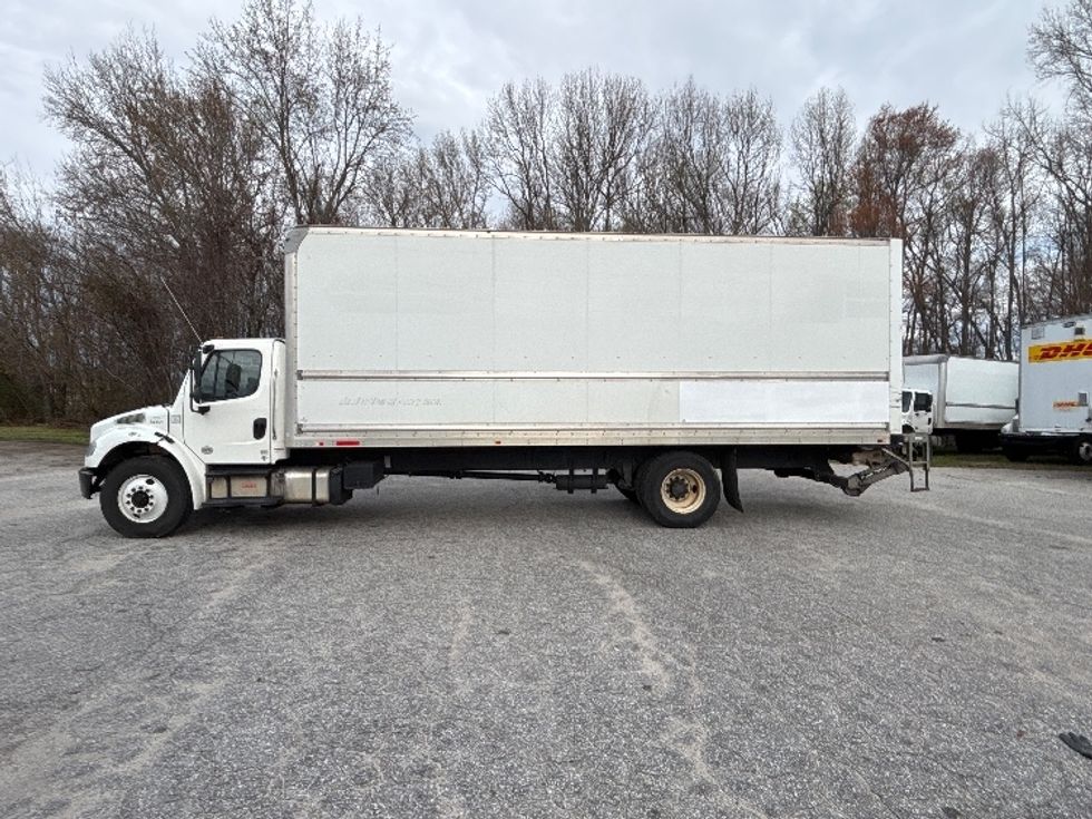 Medium Duty Box Truck-Light and Medium Duty Trucks-Freightliner-2020-M2-Greer-SC-212,778\n\t\tmiles-$ 44,500 - Image 4