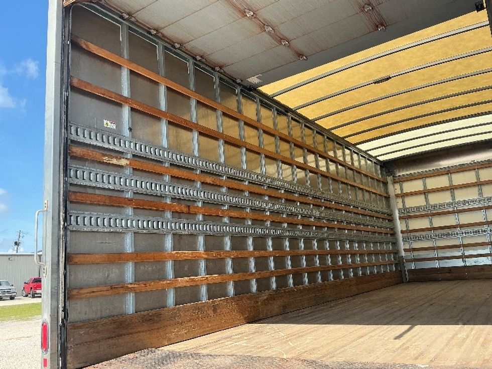 Medium Duty Box Truck-Light and Medium Duty Trucks-Freightliner-2020-M2-Gulfport-MS-391,575\n\t\tmiles-$ 23,000 - Image 11
