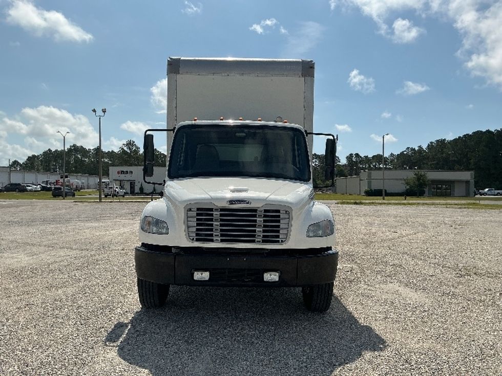 Medium Duty Box Truck-Light and Medium Duty Trucks-Freightliner-2020-M2-Gulfport-MS-391,575\n\t\tmiles-$ 23,000 - Image 2