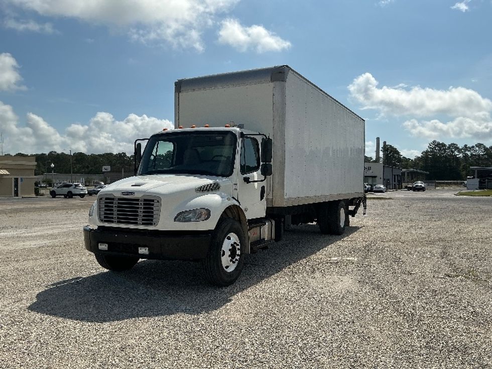 Medium Duty Box Truck-Light and Medium Duty Trucks-Freightliner-2020-M2-Gulfport-MS-391,575\n\t\tmiles-$ 23,000 - Image 3