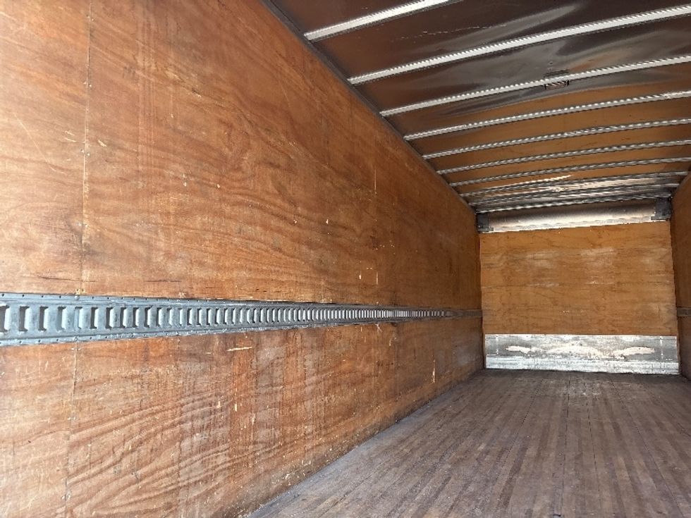 Medium Duty Box Truck-Light and Medium Duty Trucks-Freightliner-2020-M2-Hammond-LA-109,469\n\t\tmiles-$ 62,250 - Image 11
