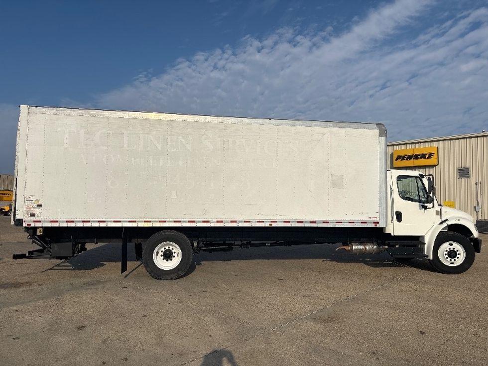 Medium Duty Box Truck-Light and Medium Duty Trucks-Freightliner-2020-M2-Hammond-LA-109,469\n\t\tmiles-$ 62,250 - Image 15