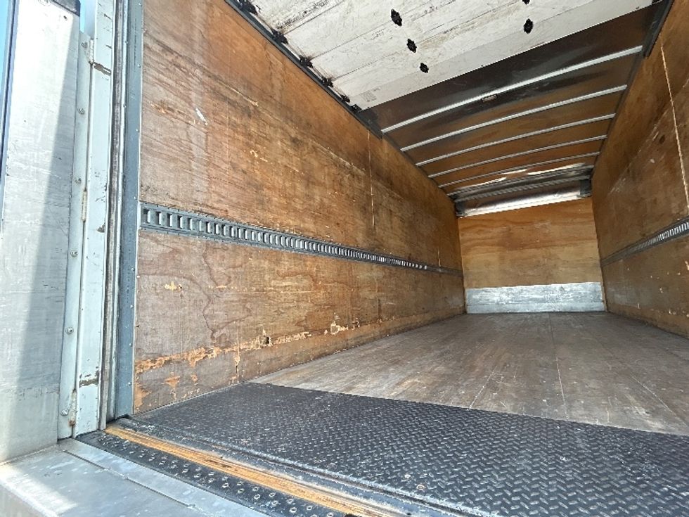 Medium Duty Box Truck-Light and Medium Duty Trucks-Freightliner-2020-M2-Hammond-LA-115,845\n\t\tmiles-$ 50,750 - Image 11