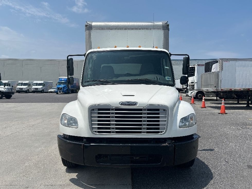 Medium Duty Box Truck-Light and Medium Duty Trucks-Freightliner-2020-M2-Hammond-LA-115,845\n\t\tmiles-$ 50,750 - Image 2