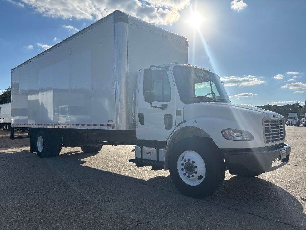 Medium Duty Box Truck-Light and Medium Duty Trucks-Freightliner-2020-M2-Hammond-LA-115,850\n\t\tmiles-$ 59,250 - Image 1