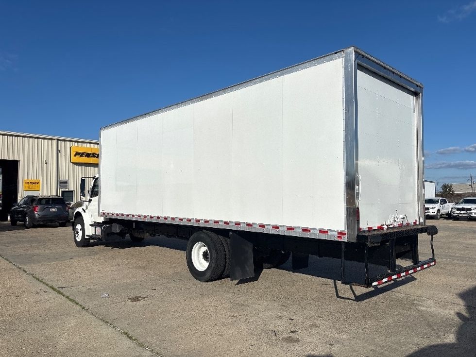 Medium Duty Box Truck-Light and Medium Duty Trucks-Freightliner-2020-M2-Hammond-LA-115,850\n\t\tmiles-$ 59,250 - Image 6