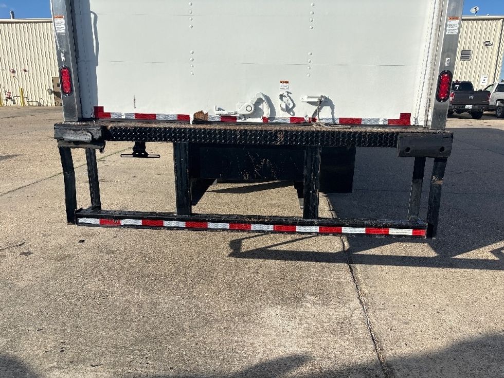 Medium Duty Box Truck-Light and Medium Duty Trucks-Freightliner-2020-M2-Hammond-LA-115,850\n\t\tmiles-$ 59,250 - Image 9