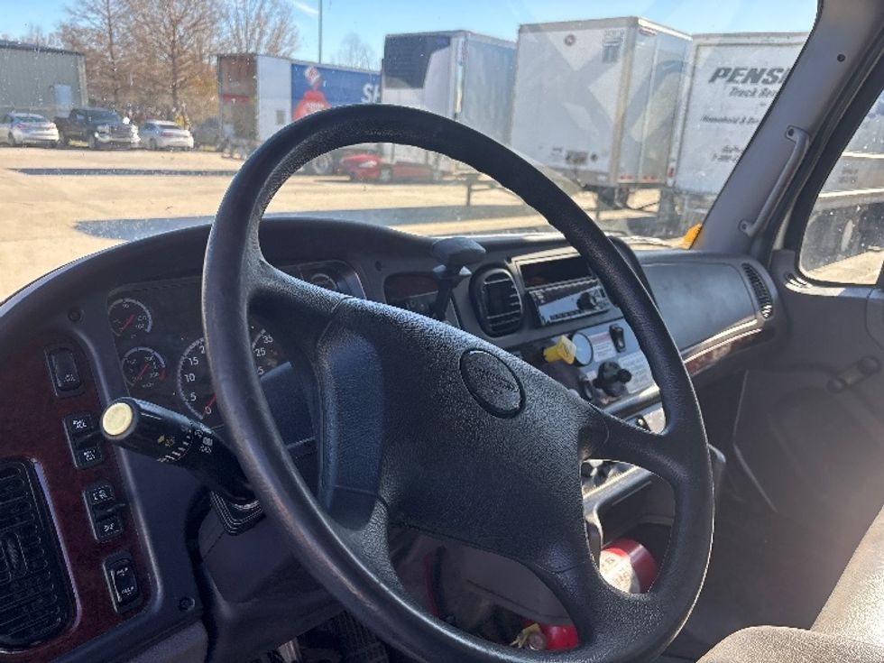 Medium Duty Box Truck-Light and Medium Duty Trucks-Freightliner-2020-M2-Hammond-LA-217,485\n\t\tmiles-$ 44,500 - Image 15