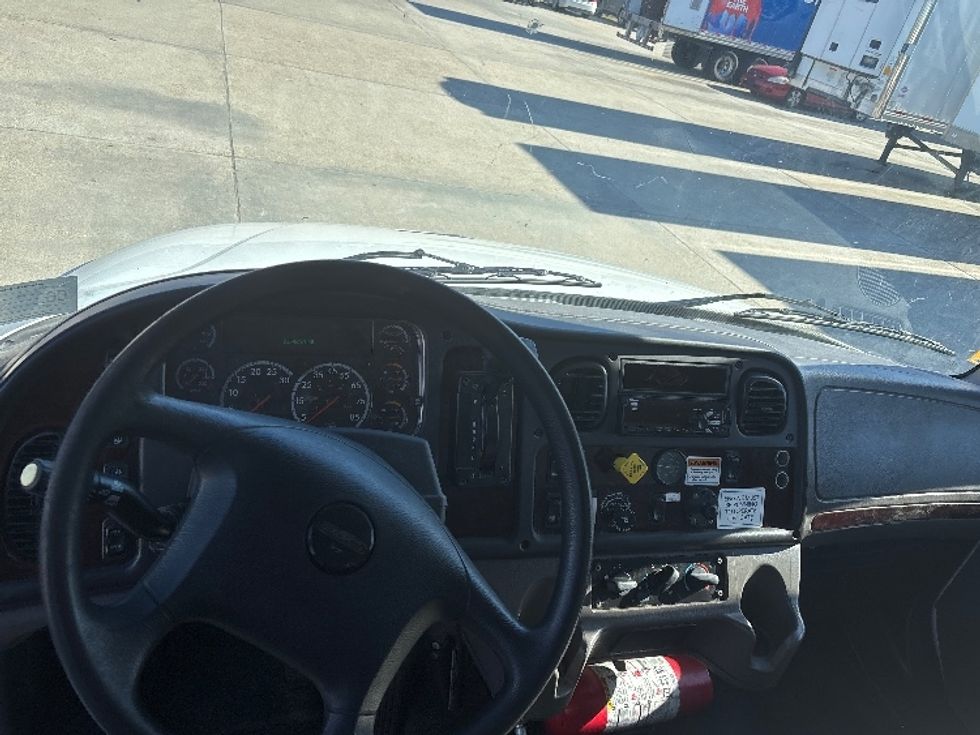 Medium Duty Box Truck-Light and Medium Duty Trucks-Freightliner-2020-M2-Hammond-LA-217,485\n\t\tmiles-$ 44,500 - Image 16