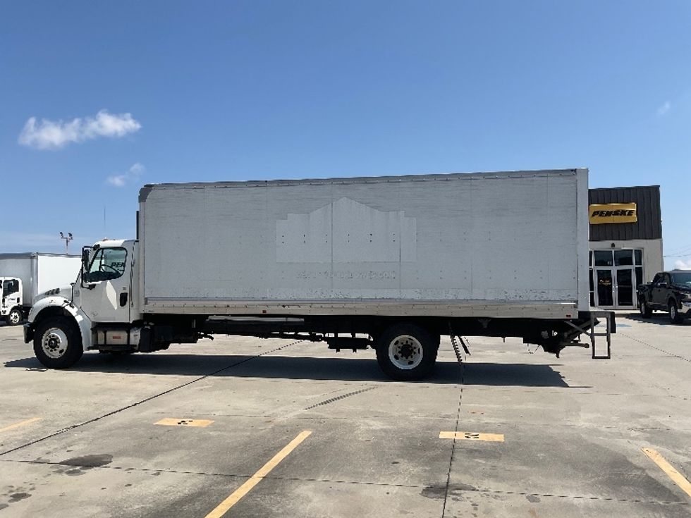 Medium Duty Box Truck-Light and Medium Duty Trucks-Freightliner-2020-M2-Hammond-LA-223,898\n\t\tmiles-$ 48,750 - Image 14