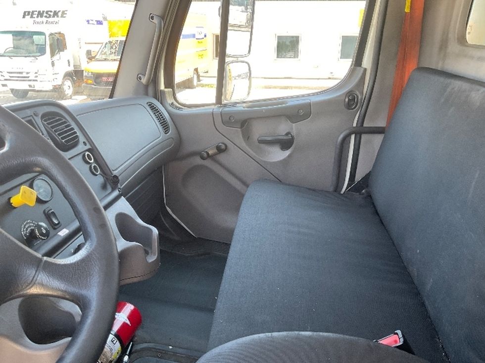 Medium Duty Box Truck-Light and Medium Duty Trucks-Freightliner-2020-M2-Hammond-LA-223,898\n\t\tmiles-$ 48,750 - Image 18