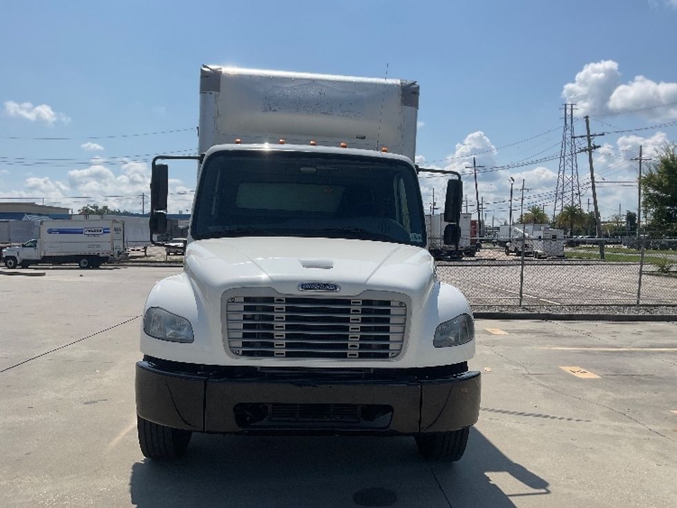 Medium Duty Box Truck-Light and Medium Duty Trucks-Freightliner-2020-M2-Hammond-LA-223,898\n\t\tmiles-$ 48,750 - Image 2