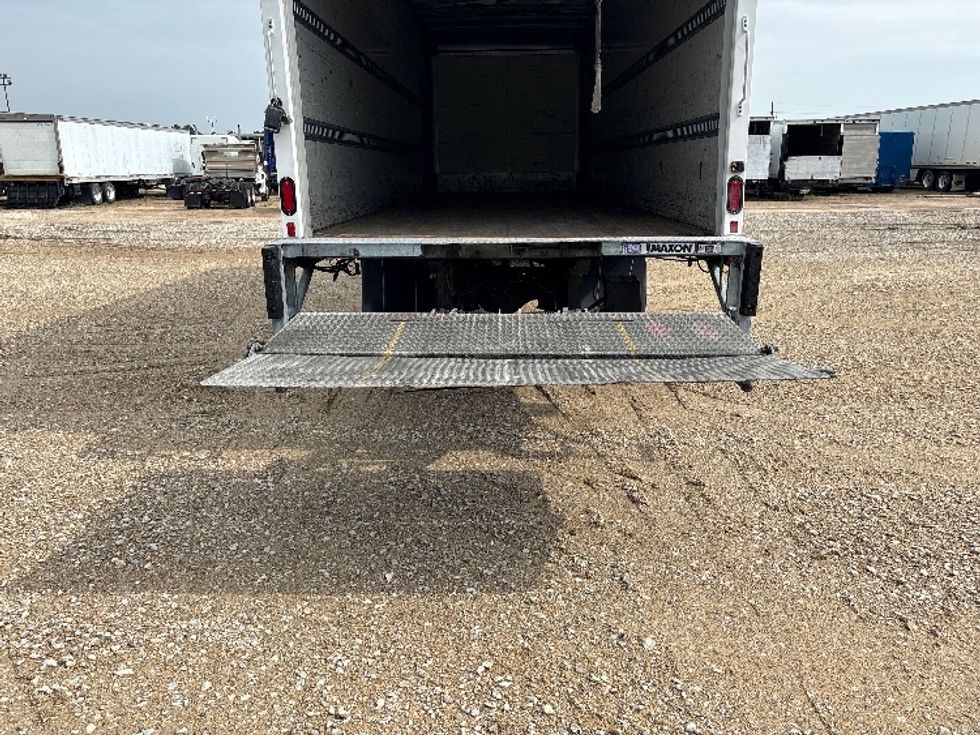 Medium Duty Box Truck-Light and Medium Duty Trucks-Freightliner-2020-M2-Hammond-LA-229,859\n\t\tmiles-$ 47,750 - Image 9