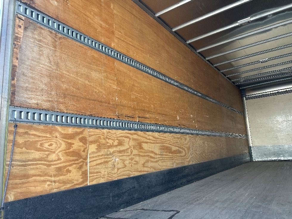 Medium Duty Box Truck-Light and Medium Duty Trucks-Freightliner-2020-M2-Hammond-LA-277,002\n\t\tmiles-$ 40,000 - Image 11