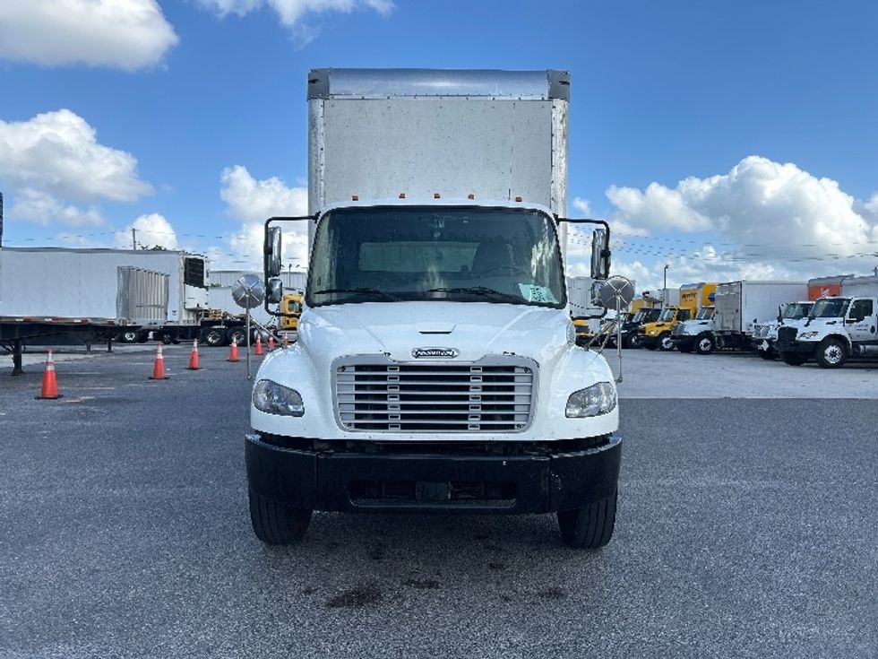 Medium Duty Box Truck-Light and Medium Duty Trucks-Freightliner-2020-M2-Hammond-LA-277,002\n\t\tmiles-$ 40,000 - Image 2