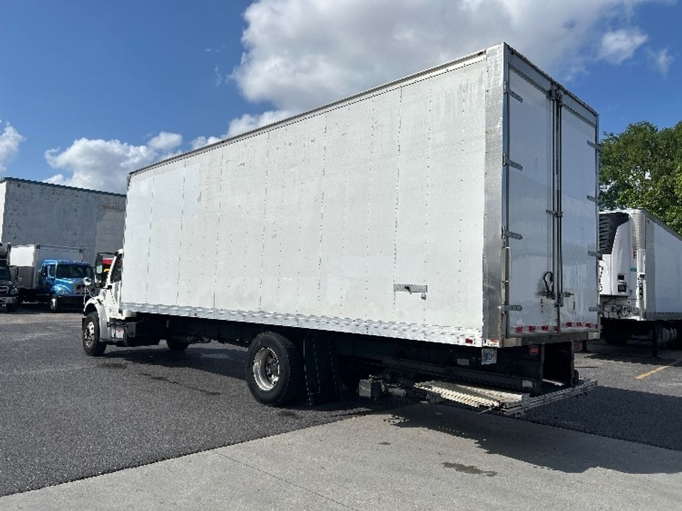 Medium Duty Box Truck-Light and Medium Duty Trucks-Freightliner-2020-M2-Hammond-LA-277,002\n\t\tmiles-$ 40,000 - Image 6