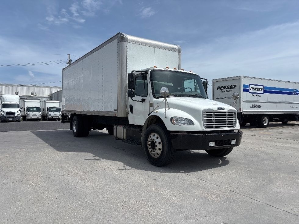 Medium Duty Box Truck-Light and Medium Duty Trucks-Freightliner-2020-M2-Hammond-LA-283,660\n\t\tmiles-$ 32,750 - Image 1