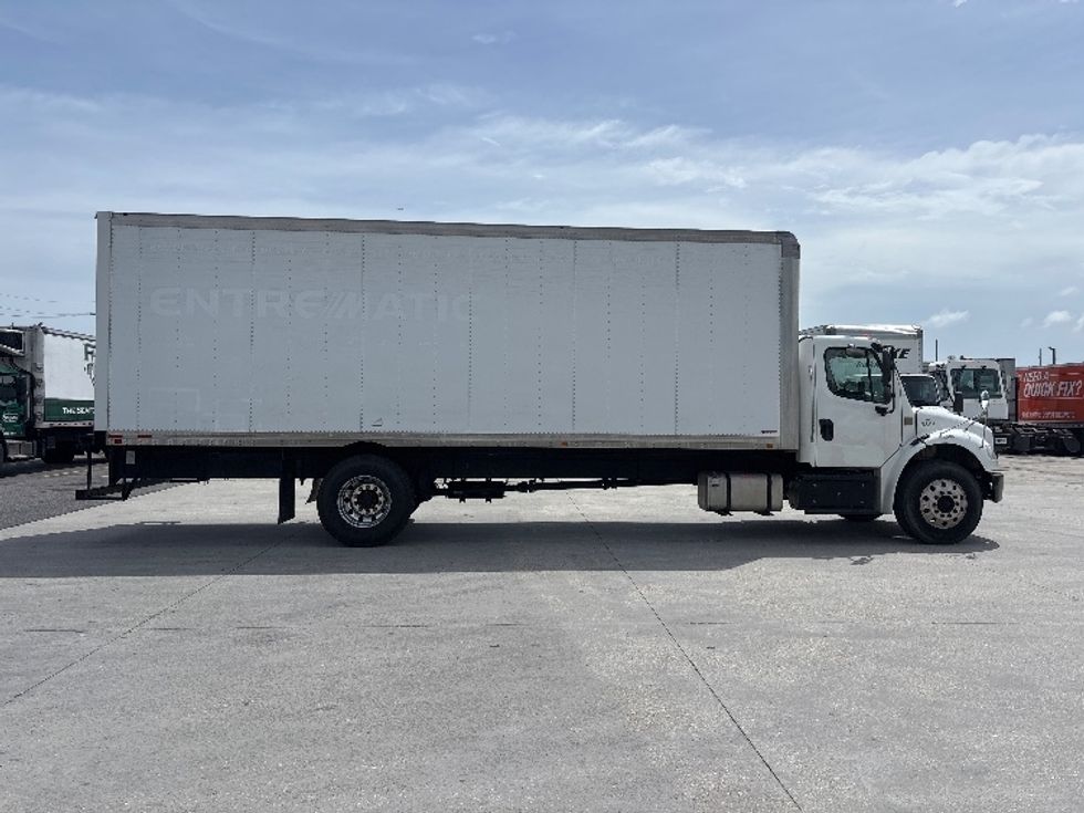 Medium Duty Box Truck-Light and Medium Duty Trucks-Freightliner-2020-M2-Hammond-LA-283,660\n\t\tmiles-$ 32,750 - Image 15