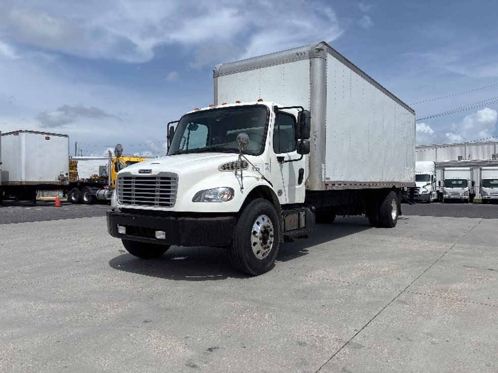 Medium Duty Box Truck-Light and Medium Duty Trucks-Freightliner-2020-M2-Hammond-LA-283,660\n\t\tmiles-$ 32,750 - Image 3
