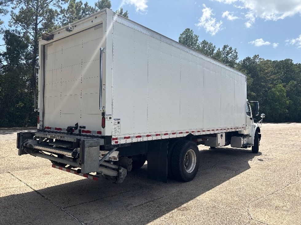 Medium Duty Box Truck-Light and Medium Duty Trucks-Freightliner-2020-M2-Hammond-LA-307,203\n\t\tmiles-$ 23,500 - Image 13