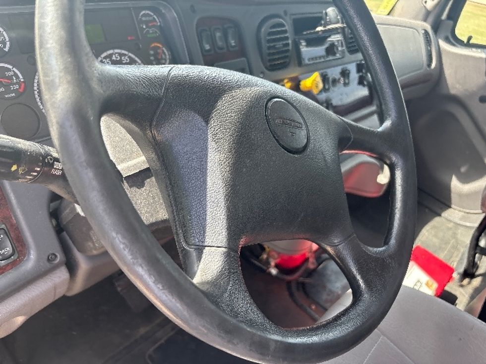 Medium Duty Box Truck-Light and Medium Duty Trucks-Freightliner-2020-M2-Hammond-LA-307,203\n\t\tmiles-$ 23,500 - Image 17