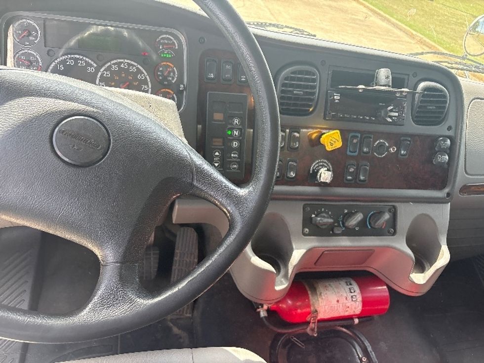 Medium Duty Box Truck-Light and Medium Duty Trucks-Freightliner-2020-M2-Hammond-LA-307,203\n\t\tmiles-$ 23,500 - Image 18