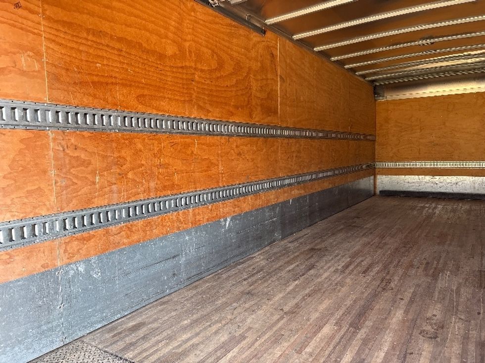 Medium Duty Box Truck-Light and Medium Duty Trucks-Freightliner-2020-M2-Hammond-LA-317,001\n\t\tmiles-$ 22,750 - Image 11