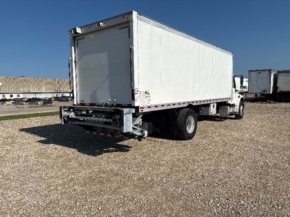 Medium Duty Box Truck-Light and Medium Duty Trucks-Freightliner-2020-M2-Hammond-LA-317,001\n\t\tmiles-$ 22,750 - Image 13