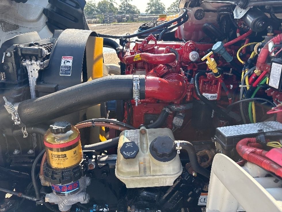Medium Duty Box Truck-Light and Medium Duty Trucks-Freightliner-2020-M2-Hammond-LA-317,001\n\t\tmiles-$ 22,750 - Image 23