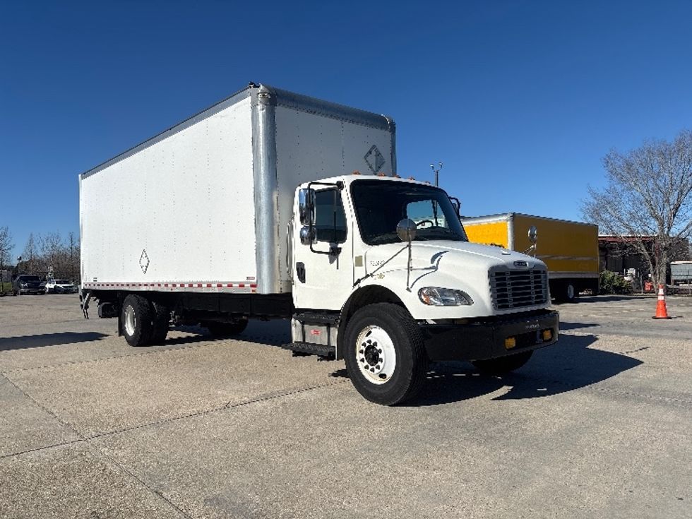 Medium Duty Box Truck-Light and Medium Duty Trucks-Freightliner-2020-M2-Hammond-LA-66,329\n\t\tmiles-$ 69,250 - Image 1