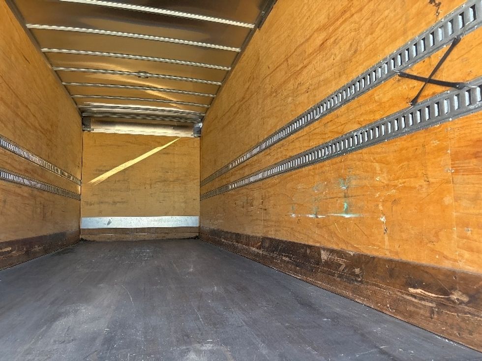 Medium Duty Box Truck-Light and Medium Duty Trucks-Freightliner-2020-M2-Hammond-LA-66,329\n\t\tmiles-$ 69,250 - Image 12
