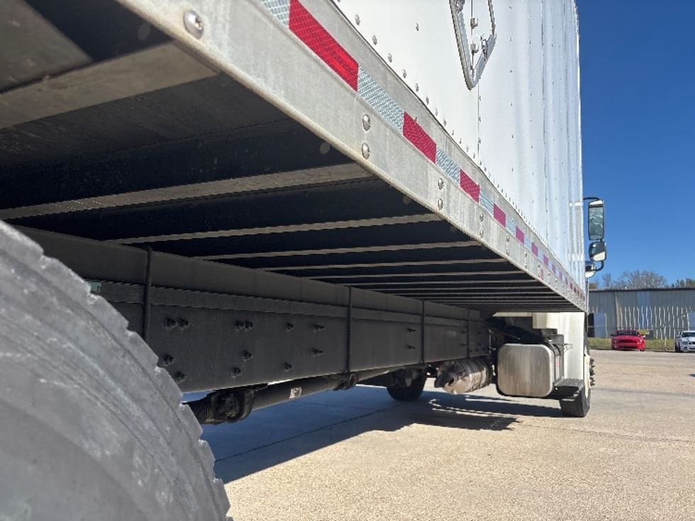 Medium Duty Box Truck-Light and Medium Duty Trucks-Freightliner-2020-M2-Hammond-LA-66,329\n\t\tmiles-$ 69,250 - Image 14
