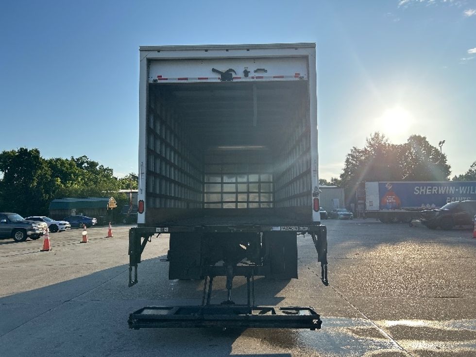 Medium Duty Box Truck-Light and Medium Duty Trucks-Freightliner-2020-M2-Hammond-LA-83,026\n\t\tmiles-$ 66,500 - Image 9