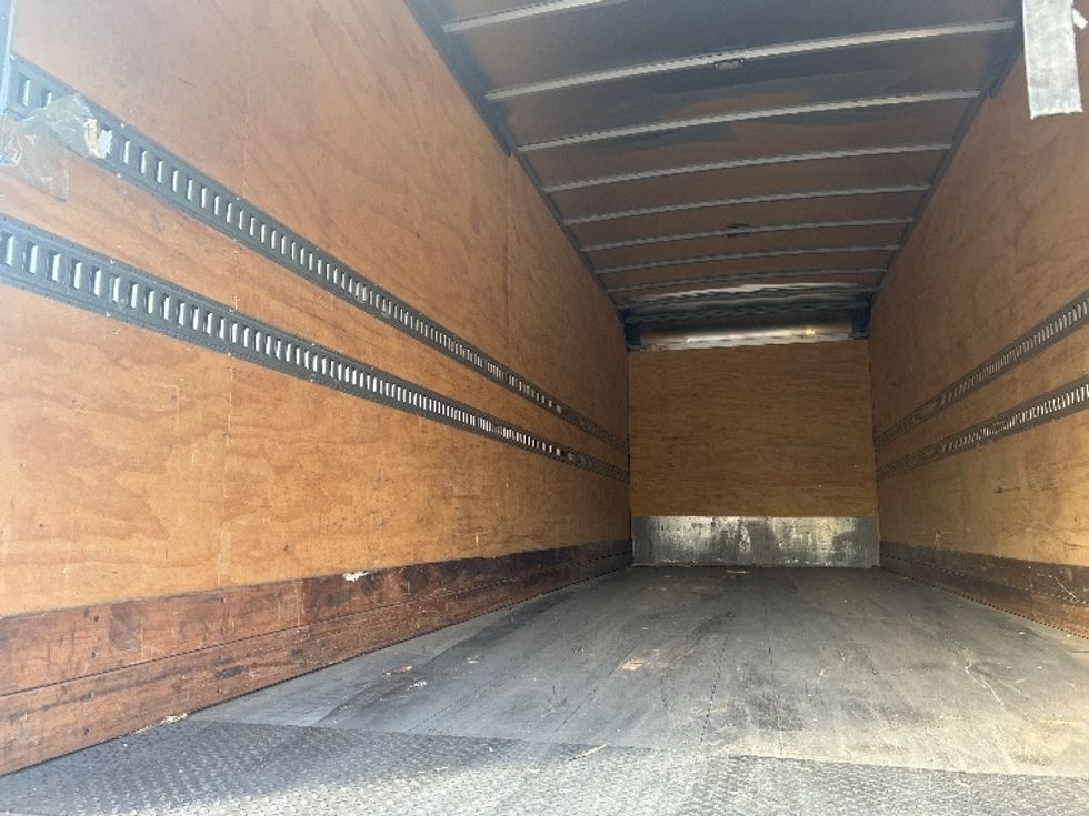 Medium Duty Box Truck-Light and Medium Duty Trucks-Freightliner-2020-M2-Hammond-LA-83,488\n\t\tmiles-$ 67,500 - Image 11
