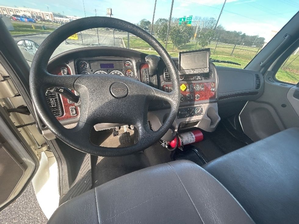 Medium Duty Box Truck-Light and Medium Duty Trucks-Freightliner-2020-M2-Hammond-LA-83,488\n\t\tmiles-$ 67,500 - Image 17