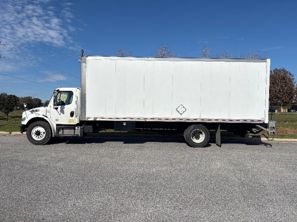 Medium Duty Box Truck-Light and Medium Duty Trucks-Freightliner-2020-M2-Hammond-LA-83,488\n\t\tmiles-$ 67,500 - Image 4