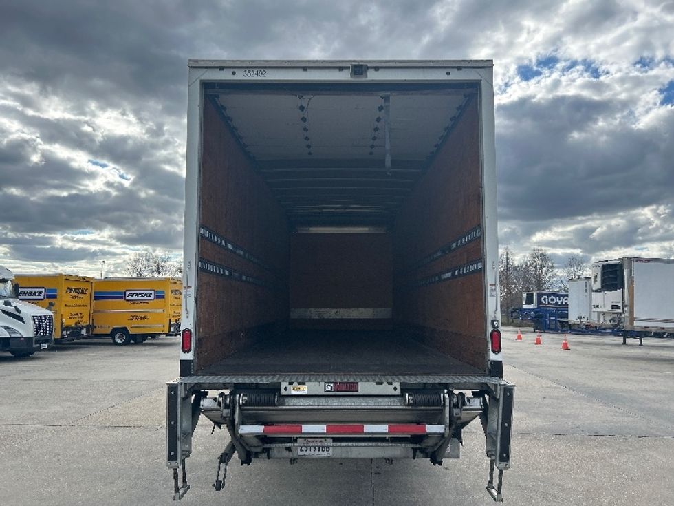 Medium Duty Box Truck-Light and Medium Duty Trucks-Freightliner-2020-M2-Hammond-LA-85,615\n\t\tmiles-$ 67,250 - Image 8