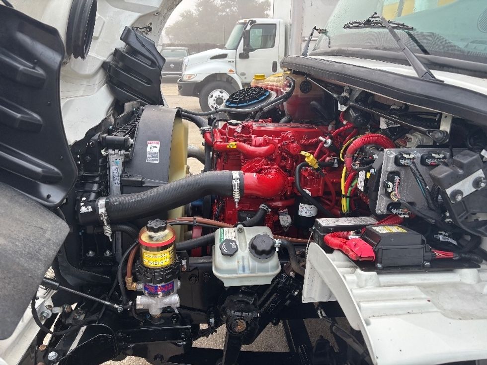 Medium Duty Box Truck-Light and Medium Duty Trucks-Freightliner-2020-M2-Hammond-LA-86,864\n\t\tmiles-$ 57,750 - Image 17