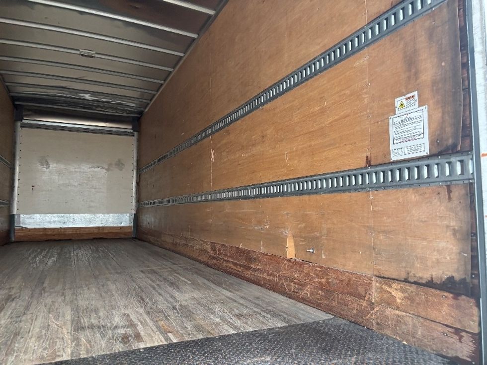 Medium Duty Box Truck-Light and Medium Duty Trucks-Freightliner-2020-M2-Hammond-LA-86,864\n\t\tmiles-$ 57,750 - Image 8