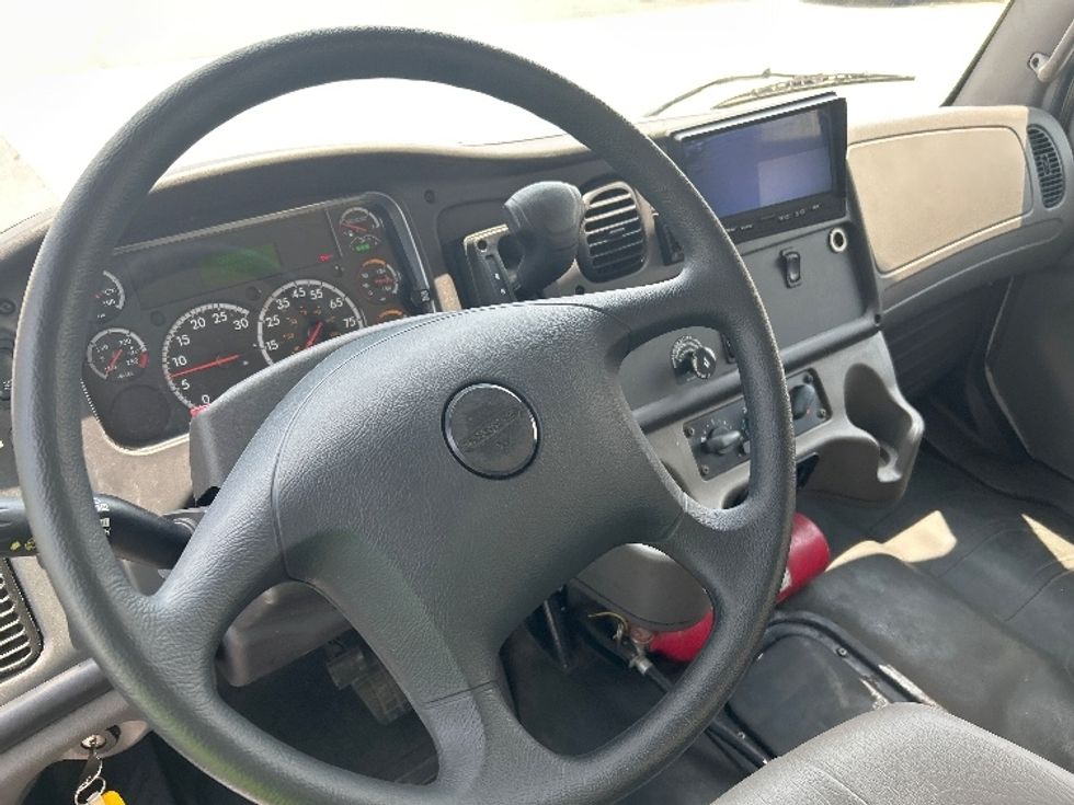 Medium Duty Box Truck-Light and Medium Duty Trucks-Freightliner-2020-M2-Hammond-LA-97,441\n\t\tmiles-$ 67,250 - Image 17
